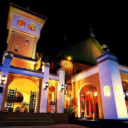 Hotel The Castle Chiang Mai Exterior foto