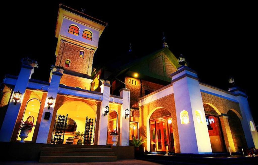 Hotel The Castle Chiang Mai Exterior foto